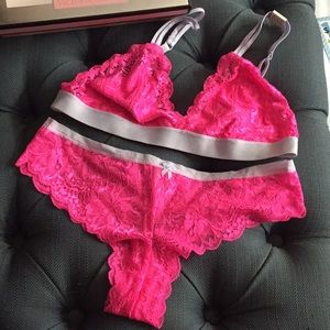 PINK Victoria's Secret bundle🎀